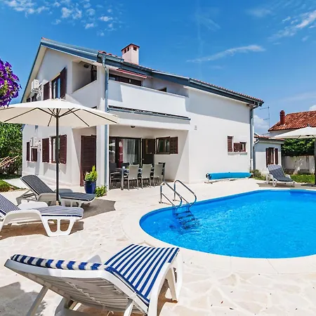 Vila Pianeta Villa *