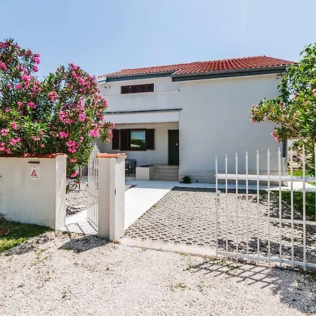Vila Pianeta Privlaka (Zadar)